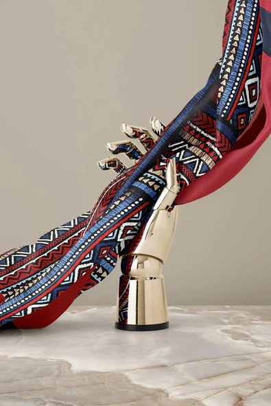 %100 Twill İpek Etnik Desenli Lacivert - Bordo  Renkli 90x90 Eşarp Dikim Şekli : El Dikişi - Resim 6