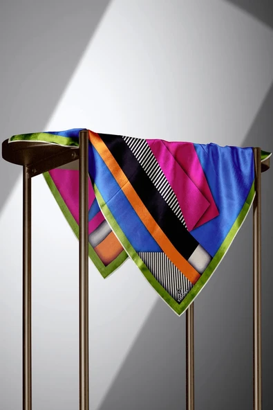 %100 Twill Renk Bloklu Çizgili Desenli Fuşya - Saks Renkli 90x90 Eşarp Dikim Şekli: El Dikişii - Resim 3