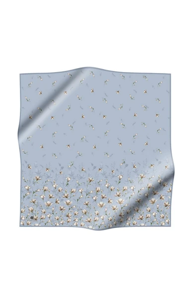% 57 İPEK % 43 VİSKON Twill İpek Çiçek Desenli Bebe Mavisi Renkli 90x90 Eşarp Dikim Şekli : El Dikişi - Resim 2