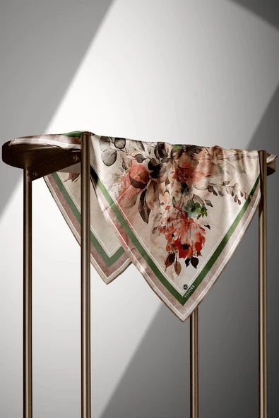 %100 Twill İpek Bahar Çiçekleri Desenli Narçiçeği - Haki Renkli 90x90 Eşarp Dikim Şekli : El Dikişi - Resim 3