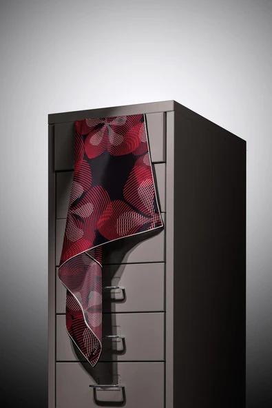 %100 Twill İpek Çizgili Çiçek Desenli Siyah - Bordo Renkli 90x90 Eşarp Dikim Şekli : El Dikişi - Resim 3