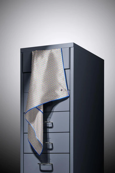 %100 Twill İpek Çizgi Desenli Saks Renkli 90x90 Eşarp Dikim Şekli : El Dikişi - Resim 3