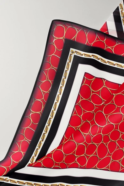 %100 Twill İpek Zincir Desenli Kırmızı - Siyah Renkli 90x90 Eşarp Kenar Dikiş Şekli El Dikişli - Resim 6