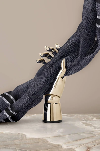 % 57 İPEK % 43 VİSKON Twill İpek Dokulu Şerit Desenli Siyah - Füme Renkli 90x90 Eşarp Dikim Şekli : El Dikişi - Resim 6