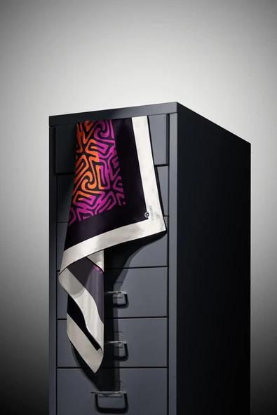 100% Twill İpek Bordürlü Dalga Desenli Fuşya - Turuncu Renkli 90x90 Dikim Şekli : El Dikişi Eşarp - Resim 5