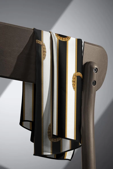 %100 Twill İpek Kemer Desenli Siyah - Krem Renkli 90x90 Eşarp Dikim Şekli : El Dikişi - Resim 3