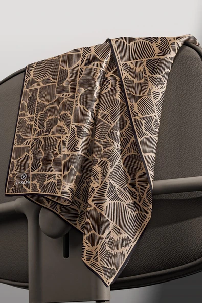 %100 Twill İpek Geometrik Desenli Gold - Siyah Renkli 90x90 Eşarp Dikim Şekli : El Dikişi - Resim 5