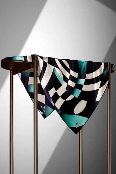 %100 Twill İpek Geometrik Desenli Mint Yeşili Renkli 90x90 Eşarp Dikim Şekli : El Dikişi - Resim 6