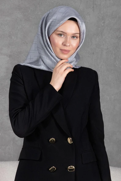 %100 Twill İpek Çizgi Desenli Gri Renkli 90x90 Eşarp Dikim Şekli : El Dikişi - Resim 4