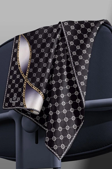 %100 Twill İpek Zincirli Ve Monogram Desenli Siyah - Krem Renkli 90x90 Eşarp Dikim Şekli : El Dikişi - Resim 3