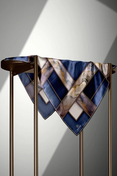 %100 Twill İpek Efektli Bant Desenli İndigo - Lacivert Renkli 90x90 Eşarp Dikim Şekli : El Dikişi - Resim 3