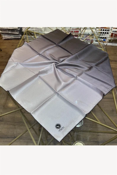 Kristal Degrade Desenli Gümüş Renkli 90x90 Eşarp (İpek İçermez) Kenar Dikiş Şekli El Dikişli - Resim 2