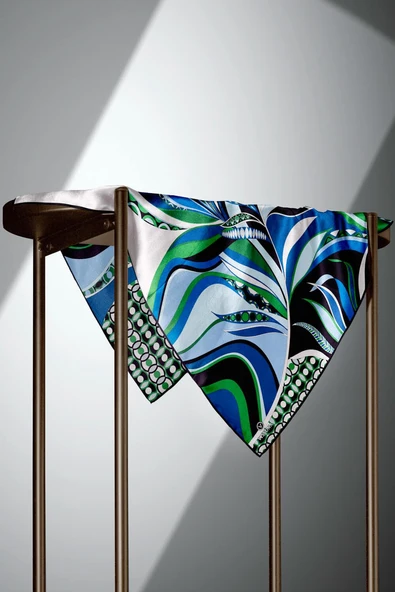 100% Twill Etnik Yaprak Desenli Saks Renkli 90x90 Dikim Şekli : El Dikişi Eşarp - Resim 3