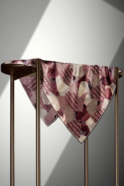 %100 Twill İpek Geometrik Desenli Gül Kurusu - Vizon Renkli 90x90 Eşarp Eşarp Kenar Dikiş Şekli El Dikişli - Resim 4