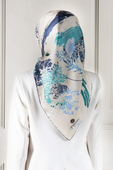 %100 Twill İpek Suluboya Çiçek Desenli Krem - İndigo Renkli 90x90 Eşarp Dikim Şekli : El Dikişi - Resim 5