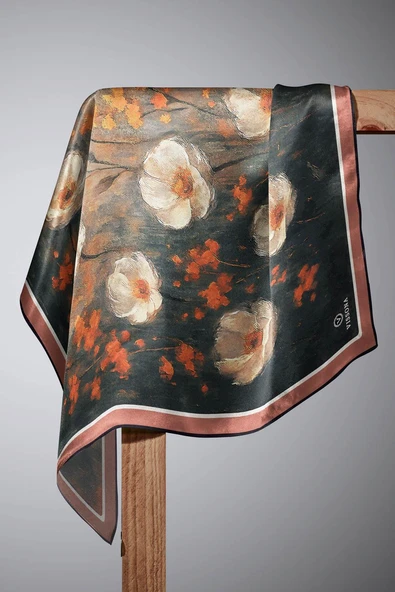 %100 Twill İpek Yağlı Boya Çiçek Desenli Taba - Petrol Yeşili Renkli 90x90 Eşarp Dikim Şekli : El Dikişi - Resim 6