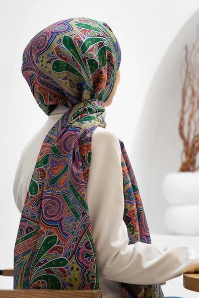 100% İpek Etro Desenli Siyah - Fıstık Yeşili Renkli 92x210 Şal ürün görseli