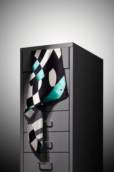 %100 Twill İpek Geometrik Desenli Mint Yeşili Renkli 90x90 Eşarp Dikim Şekli : El Dikişi - Resim 5