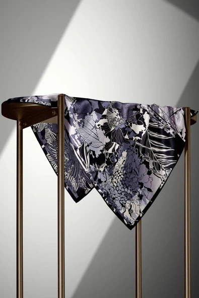 %100 Twill İpek Yaprak Desenli Gri - Siyah Renkli 90x90 Eşarp Dikim Şekli : El Dikişi - Resim 3