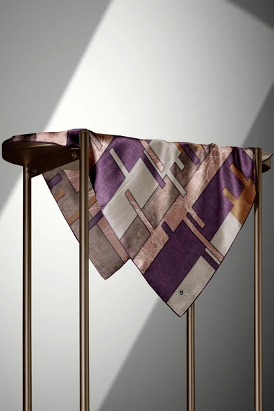 %100 Twill İpek Geometrik Desenli Mürdüm Renkli 90x90 Eşarp Dikim Şekli : El Dikişi - Resim 4