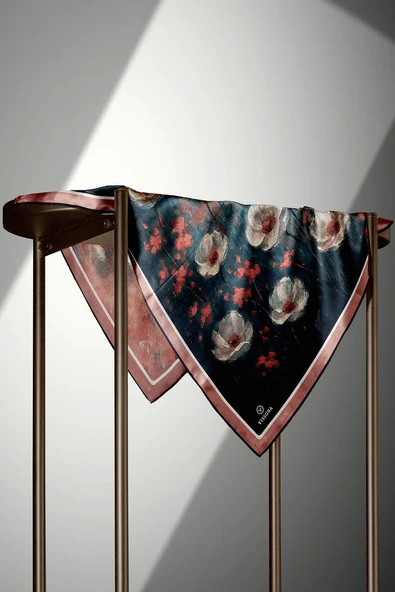 %100 Twill İpek Yağlı Boya Çiçek Desenli Petrol Yeşili Renkli 90x90 Eşarp Dikim Şekli : El Dikişi - Resim 4