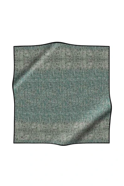 %100 Twill İpek Dokulu Desen Mint Yeşili - Su Yeşili Renkli 90x90 Eşarp Kenar Dikiş Şekli El Dikişli ürün görseli 1