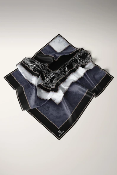 % 57 İPEK % 43 VİSKON Twill İpek Dokulu Geometrik Desenli Siyah - Krem Renkli 90x90 Eşarp Dikim Şekli : El Dikişi - Resim 5