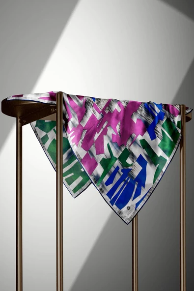 %100 Twill İpek Geometrik Desenli Fuşya - Saks Kabuğu Renkli 90x90 Eşarp Dikim Şekli : El Dikişi - Resim 4