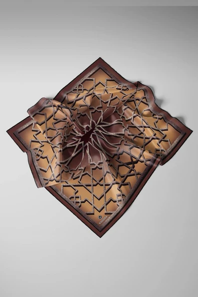 %100 Twill Türk Motifi  Desenli Camel - Bej Renkli 90x90 Eşarp Dikim Şekli: El Dikişi - Resim 3