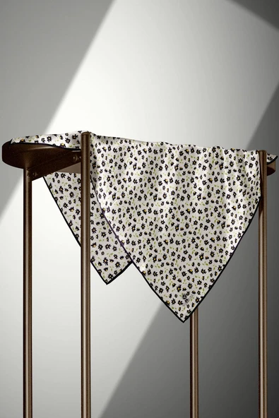 %100 Twill İpek Papatya Desenli Krem - Siyah Renkli 90x90 Eşarp Dikim Şekli : El Dikişi - Resim 5