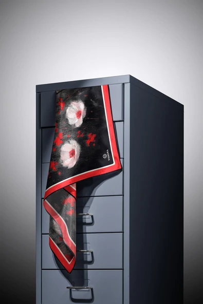 %100 Twill İpek Yağlı Boya Çiçek Desenli Nar Çiçeği Renkli 90x90 Eşarp Dikim Şekli : El Dikişi - Resim 3