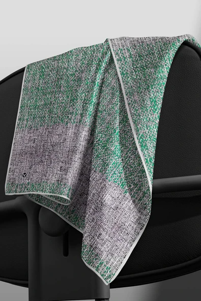 %100 Twill İpek Dokulu Desen Benetton Yeşili - Sütlü Kahve Renkli 90x90 Eşarp Kenar Dikiş Şekli El Dikişli - Resim 5