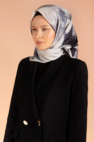 %100 Twill İpek Yaprak Desenli Gri Renkli 90x90 Eşarp Dikim Şekli : El Dikişi - Resim 2