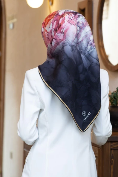 %100 Twill İpek Duman Desenli Siyah Renkli 90x90 Eşarp Dikim Şekli : El Dikişi ürün görseli