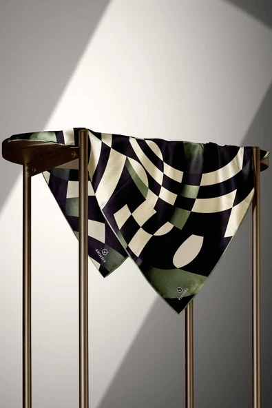 %100 Twill İpek Geometrik Desenli Haki Renkli 90x90 Eşarp Dikim Şekli : El Dikişi - Resim 6