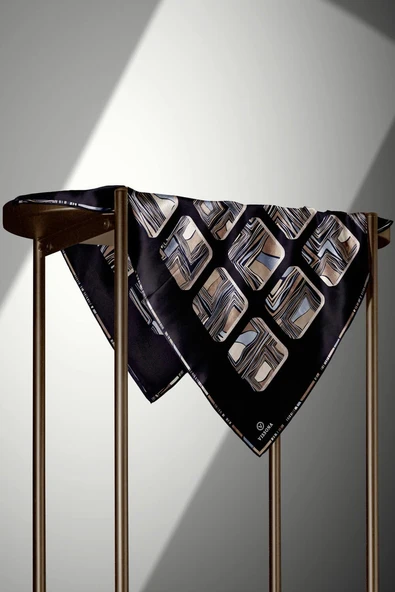 %100 Twill İpek Geometrik Kare Desenli Siyah - Gri Renkli 90x90 Eşarp Dikim Şekli : El Dikişi - Resim 3