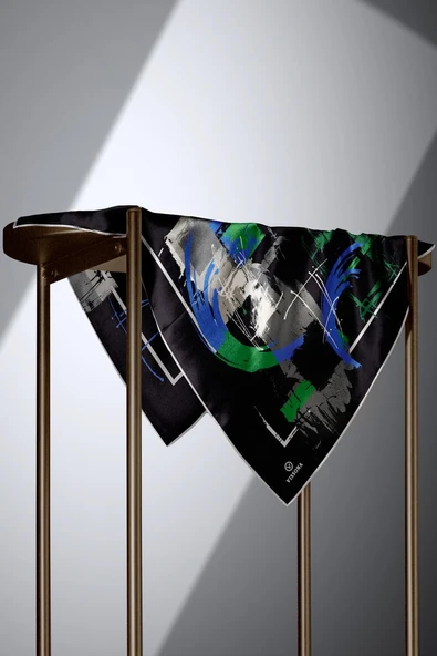 % 57 İPEK % 43 VİSKON Twill İpek Geometrik Desenli Saks - Zümrüt Yeşili Renkli 90x90 Eşarp Dikim Şekli : El Dikişi - Resim 4