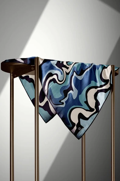 100% Twill İpek Dalga Desenli İndigo - Petrol Mavisi Renkli 90x90 Dikim Şekli : El Dikişi Eşarp - Resim 5