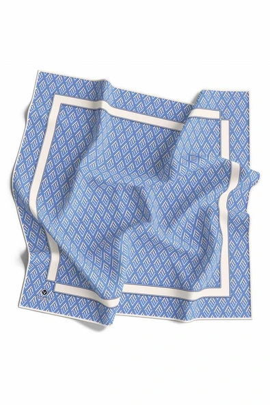 % 57 İPEK % 43 VİSKON Twill İpek Geometrik Desenli İndigo - Krem Renkli 90x90 Eşarp Dikim Şekli : El Dikişi - Resim 2