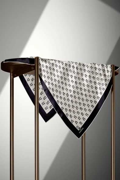 %100 Twill İpek Geometrik Desenli Krem - Siyah Renkli 90x90 Eşarp Dikim Şekli : El Dikişi - Resim 5