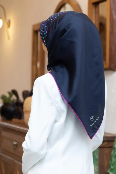 %100 Twill İpek Çıtır Şerit Desenli Lacivert - Fuşya Renkli 90x90 Eşarp Dikim Şekli : El Dikişi ürün görseli