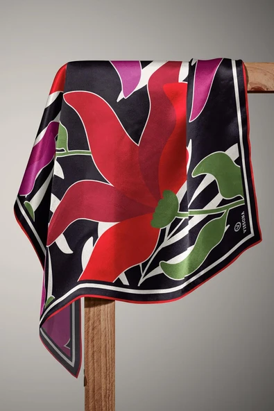 %100 Twill İpek Yaprak Desenli Kırmızı - Pembe Renkli 90x90 Eşarp Dikim Şekli : El Dikişi - Resim 5