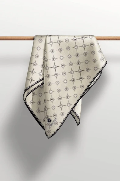 %100 Twill İpek Monogram Desenli Krem - Siyah Renkli 90x90 Eşarp Dikim Şekli : El Dikişi - Resim 5