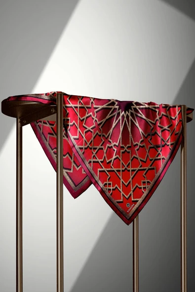 % 57 İPEK % 43 VİSKON Twill Türk Motifi  Desenli Kırmızı Renkli 90x90 Eşarp Dikim Şekli: El Dikişi - Resim 4