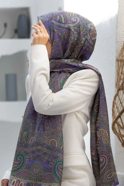 100% İPEK ETRO DESENLİ MOR RENKLİ ŞAL ürün görseli