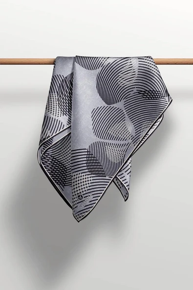 %100 Twill İpek Çizgili Çiçek Desenli Siyah - Gri Renkli 90x90 Eşarp Dikim Şekli : El Dikişi - Resim 5