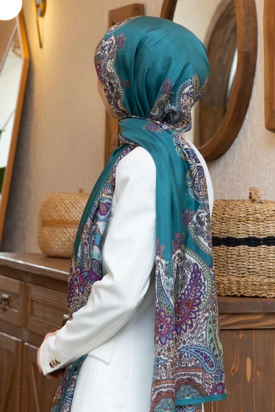 100% İpek Etro Desenli Petrol Yeşili Renkli 92x210 Şal ürün görseli