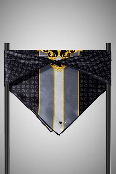 %100 Twill İpek Monogram Ve Barok Desenli Siyah - Gri Renkli 90x90 Eşarp Dikim Şekli : El Dikişi - Resim 4