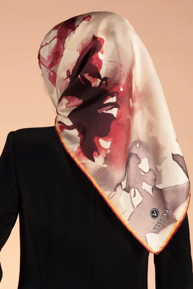 %100 Twill İpek Yaprak Desenli Bej - Bordo Renkli 90x90 Eşarp Dikim Şekli : El Dikişi - Resim 5