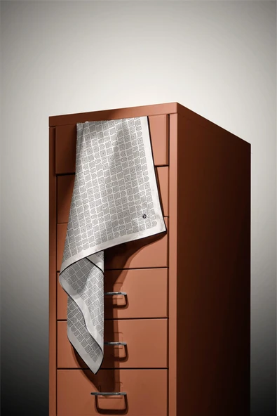 100% Twill İpek Etnik Motif Desenli Krem - Siyah Renkli 90x90 Dikim Şekli : El Dikişi Eşarp - Resim 4